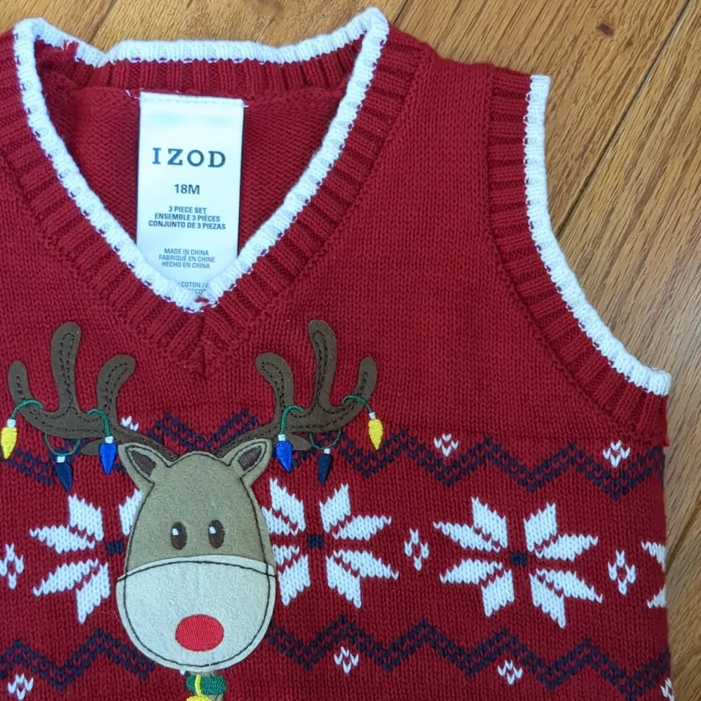 18M Izod Christmas Reindeer Red Sweater Vest Holiday Animal Lights Soft